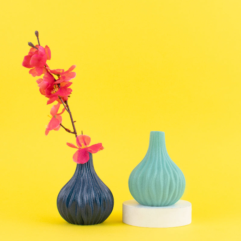 handmade modern geometric ceramic flower vase -Modern Textured Mini Flower Vase